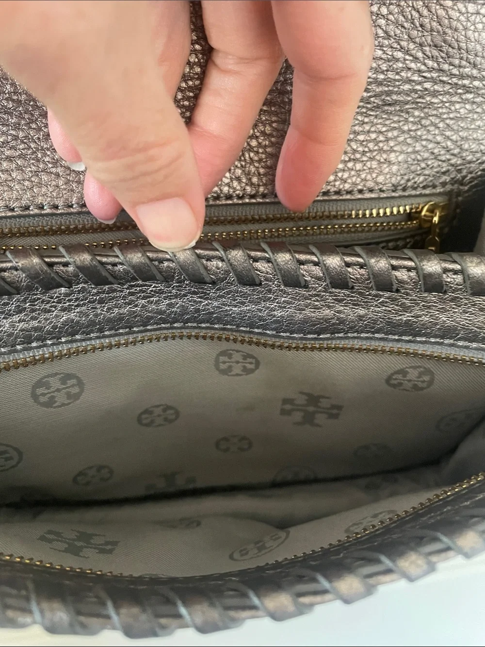 Tory Burch Marion crossbody Metallic finish Excellent condition